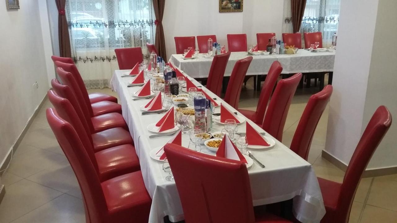 Pensiunea Poiana Soarelui Brates Экстерьер фото